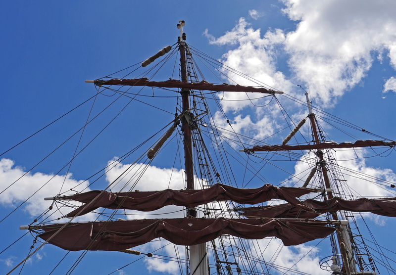 rope, sea, masts, brown sail, jersey, sailing Ship, military Ship, sail, sailboat, stretched, old, eye of the wind, ship, nature, fixing, low angle view