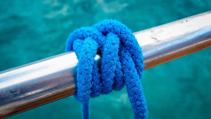 strength, rope, close up, close-up, 2K, nature, knot, transportation, connection, detention, ship traffic jams, outdoors, boot, high angle view, thaw