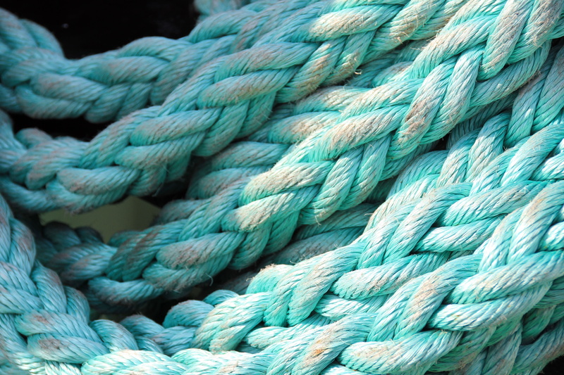 close up, 5K, pattern, strength, ropes, twisted, green, thick, full frame, backgrounds, thaw, ship traffic jams, woven, tied knot, water, complexity, blue