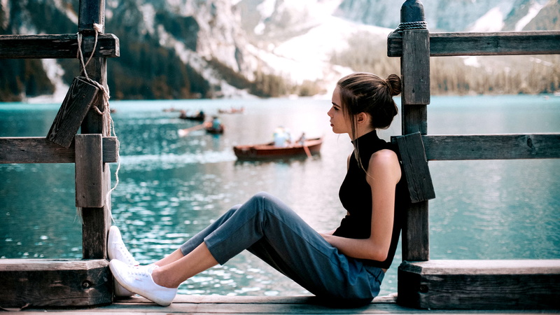 nature, sitting, side view, adult, looking at view, one person, beautiful woman, young adult, lake, women, outdoors, full length, contemplation, relaxation