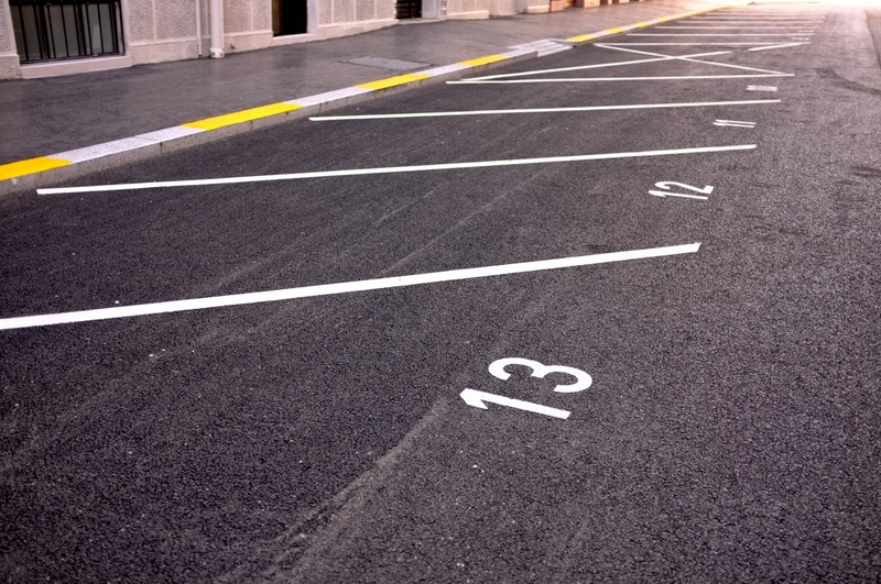 track and field, asphalt, city, road, symbol, budapest, parking line, sports track, sport, sign, competition, outdoors, road marking, pavement, the markup