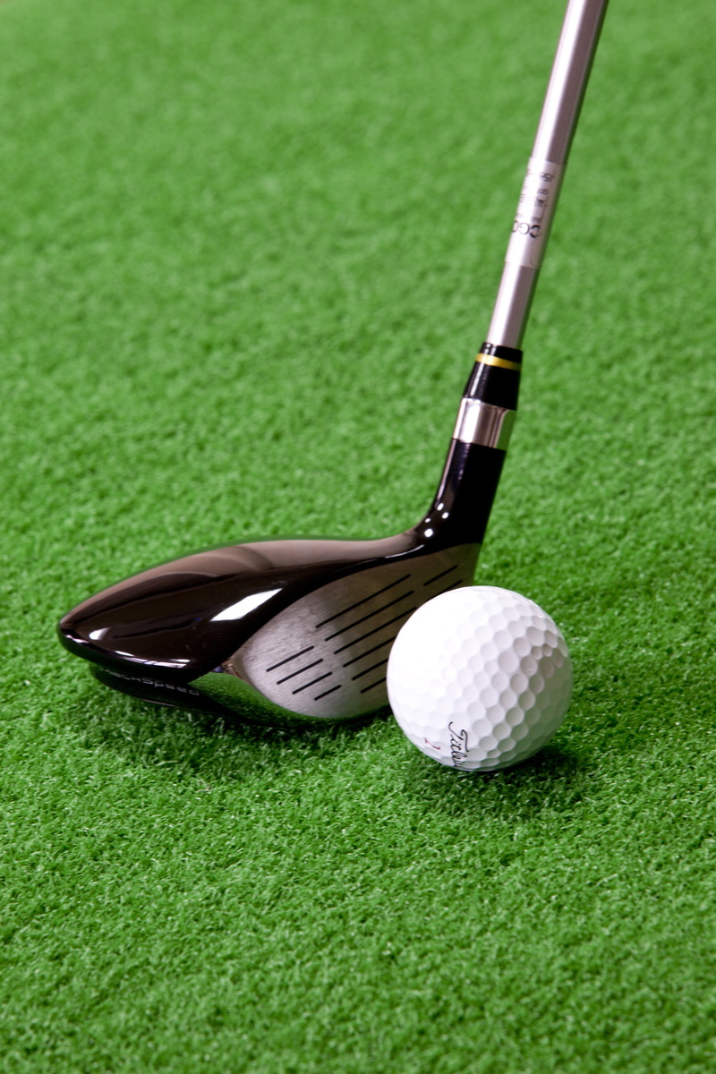 club, golf clubs, sport, grass golf balls, leisure activity, still life, nature, golf balls, green color, ball, activity, green - golf course, golf course