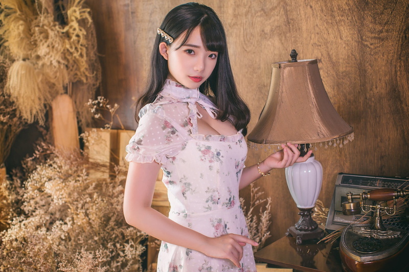 dress, Asian, long hair, hairpin turns, radio, phone, 1080P, women, Ning Shioulin, lamp, model