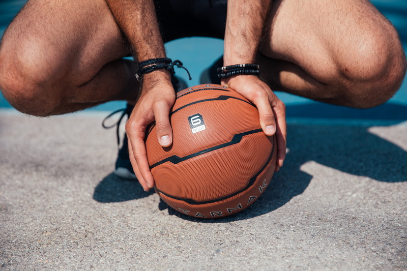 wrist, lifestyles, time, american football - sport, leisure activity, legs, palms, daylight, Player, close-up, one, day, Game, knees, exercising, braided bracelets