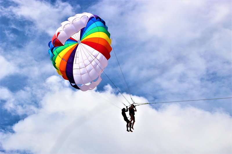 phuket, travel, parachute, cloud - sky, 5K, asia, day, sport, beach, transportation, flying, paragliding, thailand, rope, colors, parasailing, freedom