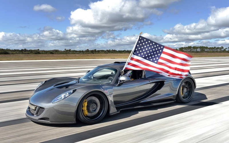 gray, blurred motion, transportation, land vehicle, USA, motion, mode of transportation, wheel, driving, American flag, 720P, outdoors, nature, flag, coupe