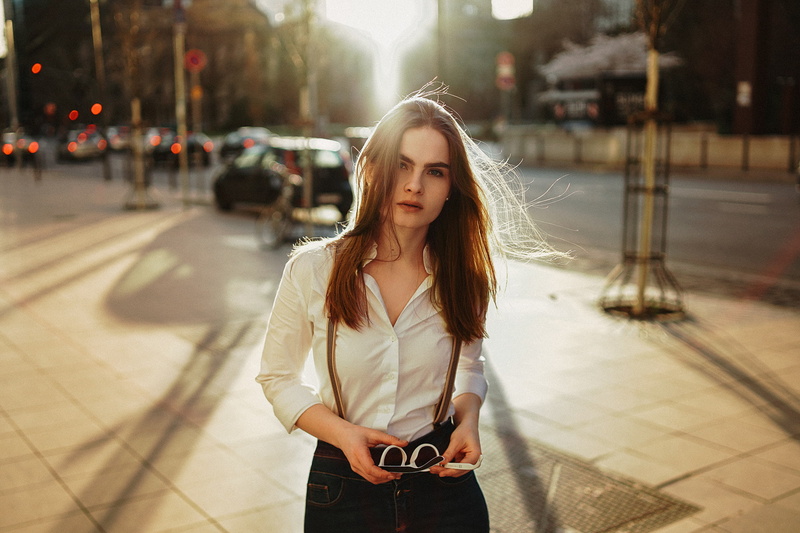 white shirt, portrait, 1080P, women, women outdoors, suspenders, sunglasses