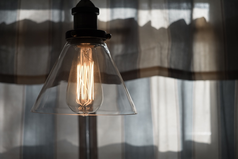 glass - material, electric light, window, lightbulb, curtain, old fashioned, light bulb, close-up, hanging, light, glowing, glass, lamp, electricity, 4K