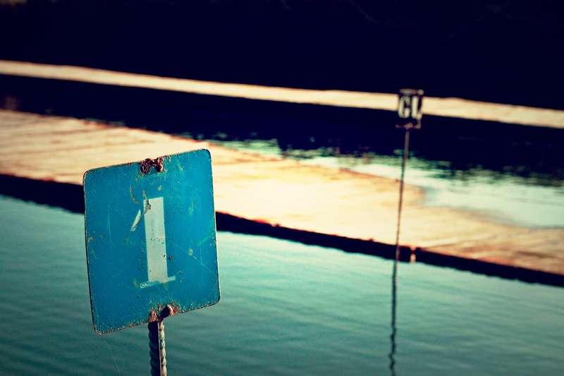 nature, metal, day, sea, sign, waterfront, transportation, signage, focus on foreground, water, old, selective focus, blue, 4K, outdoors, pole, nautical Vessel