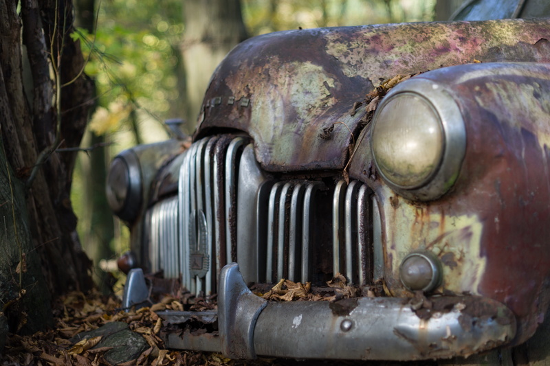 motor vehicle, land vehicle, weathered, abandoned, automobile, nature, scrapyard, metal, decline, mode of transportation, deterioration, holden, headlight