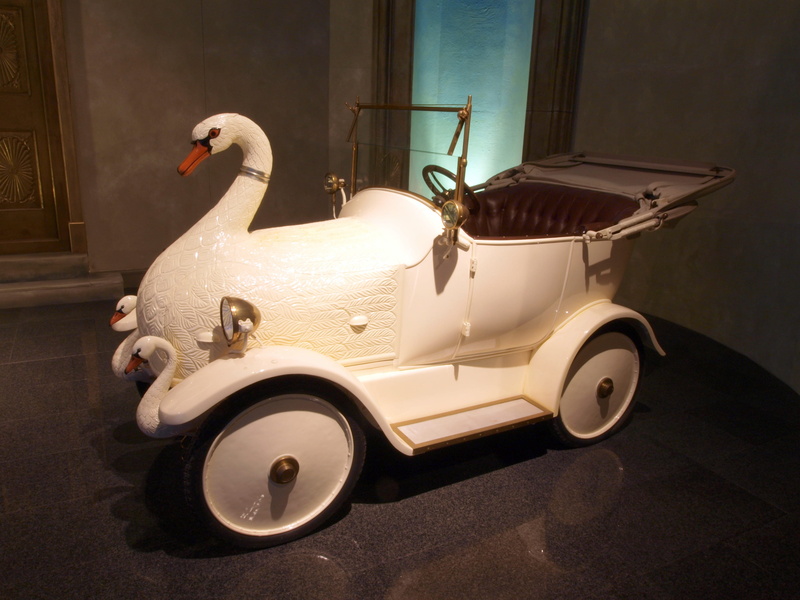 antique, the baby swan, 2K, days gone by, no people, car, wheel, animal themes, white, motor vehicle, animal representation, ride, auto, building exterior