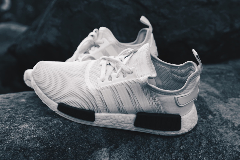 selective focus, sportVarious, indoors, still life, shoelace, sports shoe, 4K, lace - fastener, shoes, studio shot, clean, sneakers, two objects, fashion