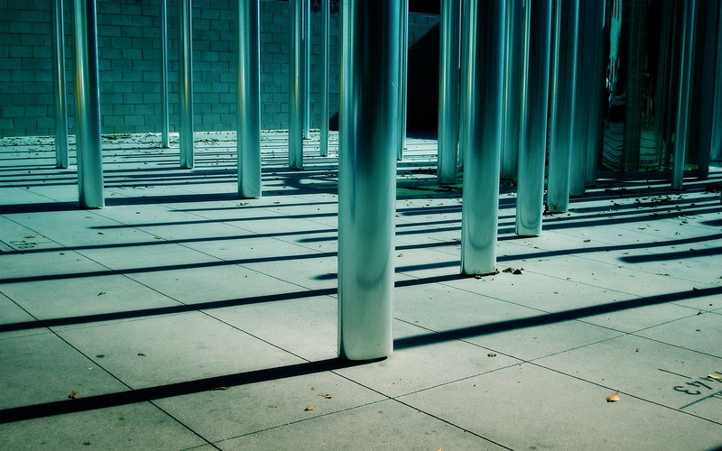footpath, metal, pillar, nature, in a row, silver colored, 1080P, wood - material, pattern, building, tiled floor, outdoors, security, grid, architectural column