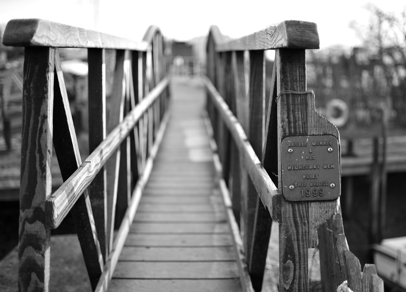 dof, black And White, wood - Material, 5K, photo, greyscale, men, foot bridge, old, bridge, nature, access, outdoors, wooden, Wednesday, wooden bridge
