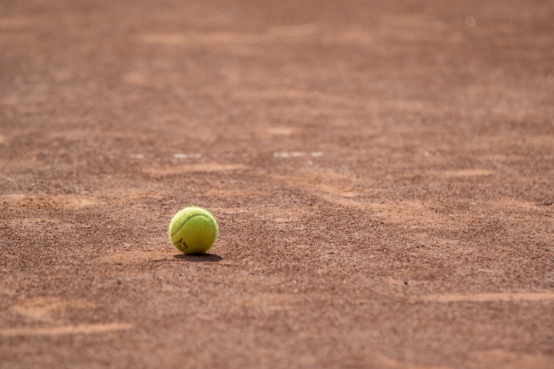 day, tennis court, shadow, web, sport, nature, space, still life, outdoor tennis, play tennis, green color, sports ground, baseball - ball, balls, no people