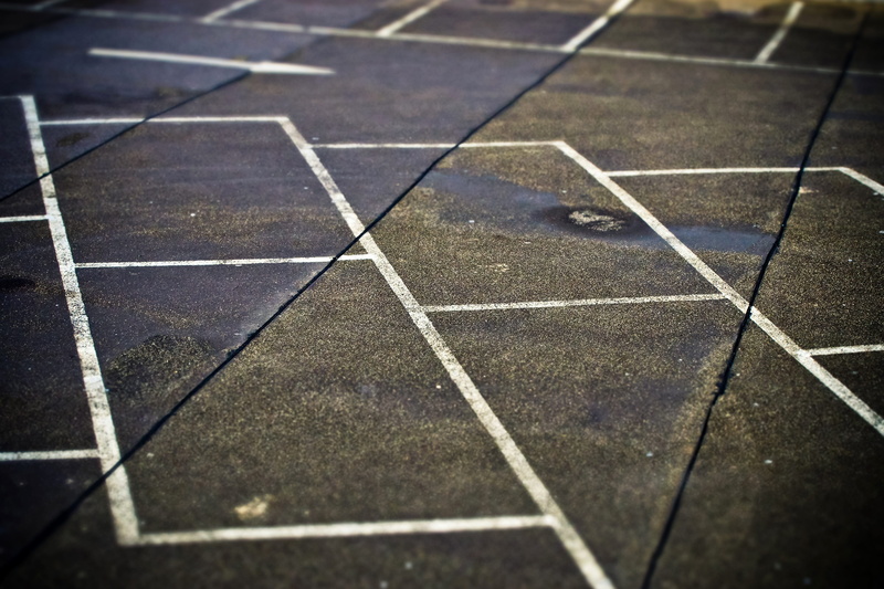 mark, road, outdoors, ground, underground, backgrounds, 4K, parking, architecture, flooring, geometric shape, dividing line, empty, tile, black, park