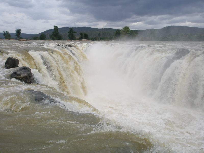beauty in nature, cloud - sky, non-urban scene, flowing water, outdoors, water, flowing, long exposure, waterfalls near bangalore, motion, hot spring, power