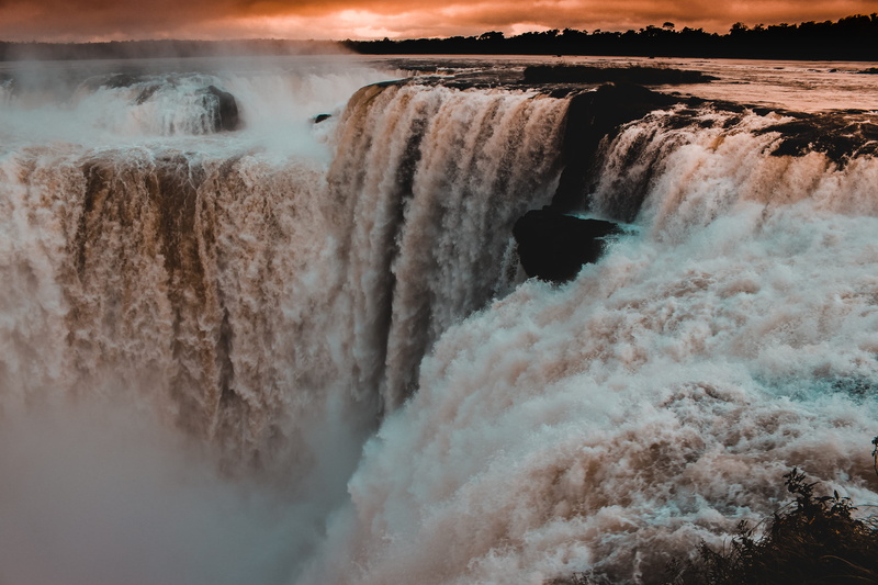 falls, 4K, blurred motion, scenic, adventure, water, waterfalls, splashing, waterfall, travel destinations, trees, foggy, sky, rock, travel, power, long exposure