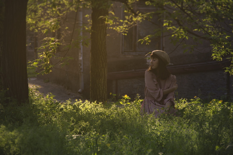 fashion, young, day, model, ld, daytime, cute, caucasian, contemplation, hairstyle, standing, three quarter length, women, plant, one person, childhood