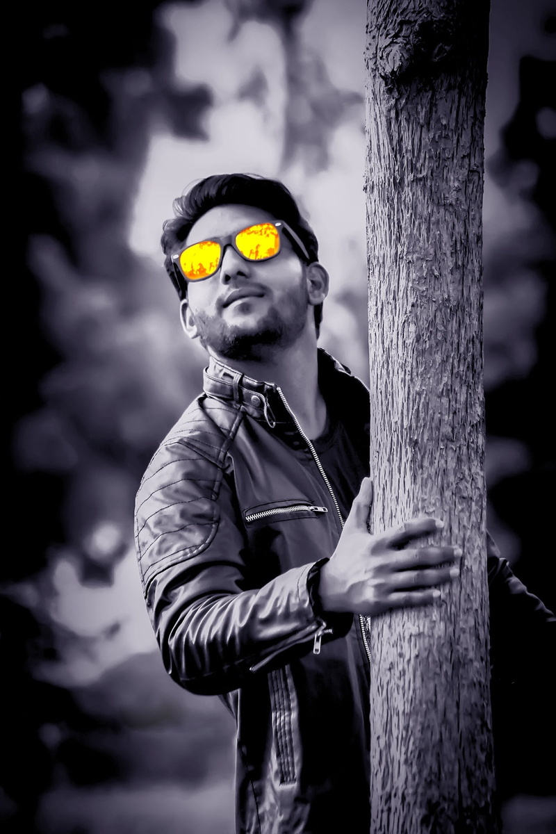 modling photo, wooden post, one person, front view, young men, standing, shahid bharti, trunk, tree trunk, portrait, lifestyles, xhahid bharti, waist up