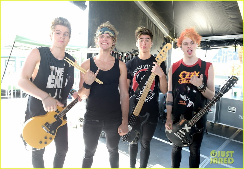 Ashton Irwin, Luke Hemmings, Micheal Clifford, 480P, Callum Hood, 5 Seconds Of Summer
