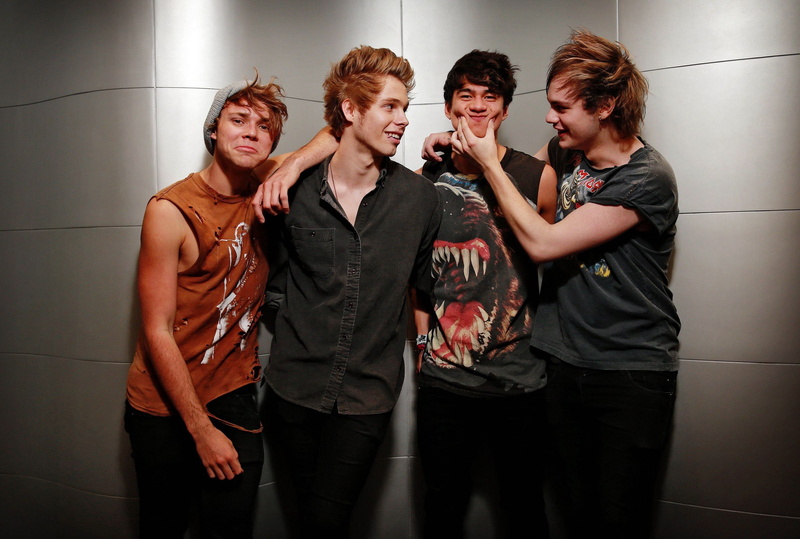 5 Seconds Of Summer, 2K, Luke Hemmings, Micheal Clifford, Ashton Irwin, Calum Hood