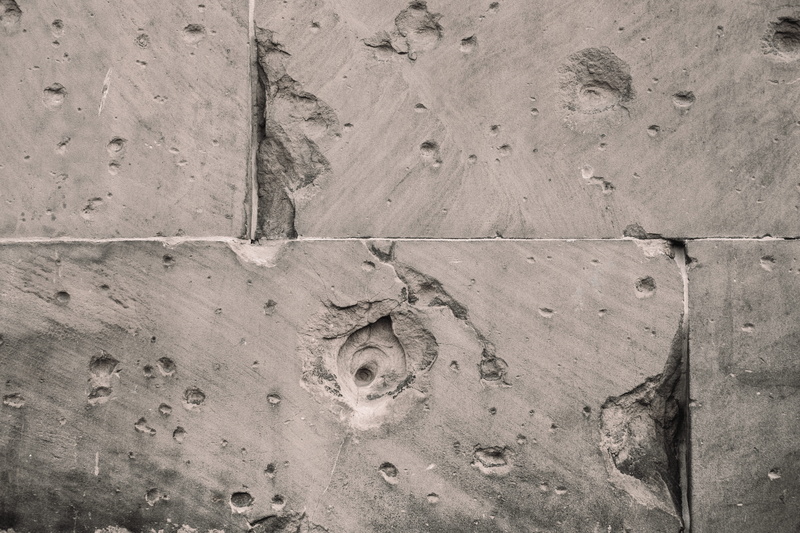 hole, aged, 4K, grungy, architecture, textured, construction, metal, wall - building feature, full frame, bricks, distressed, no people, weathered, close-up