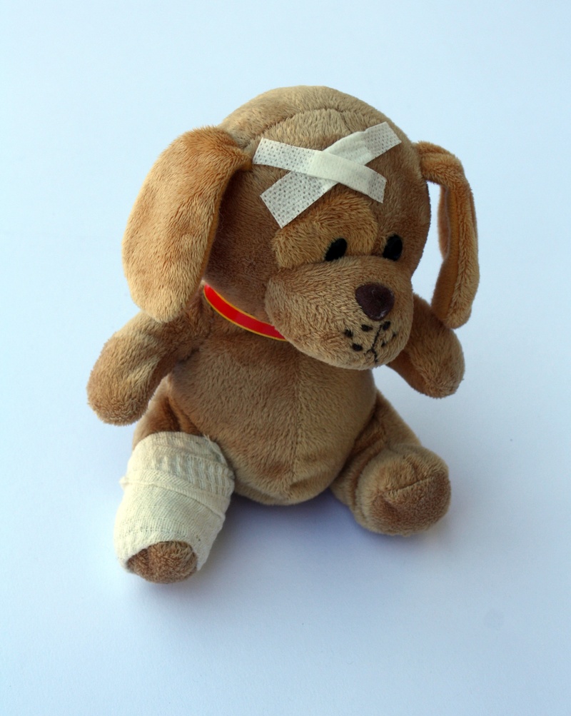 stuffed toy, medical, leg, teddy, cut out, softness, injured, knuffig, teddy bear, light blue, white background, plush, ill, hospital, scarf, animal, close-up