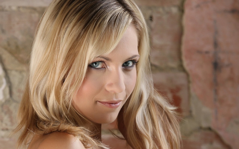 1080P, Jenni Gregg, Adults
