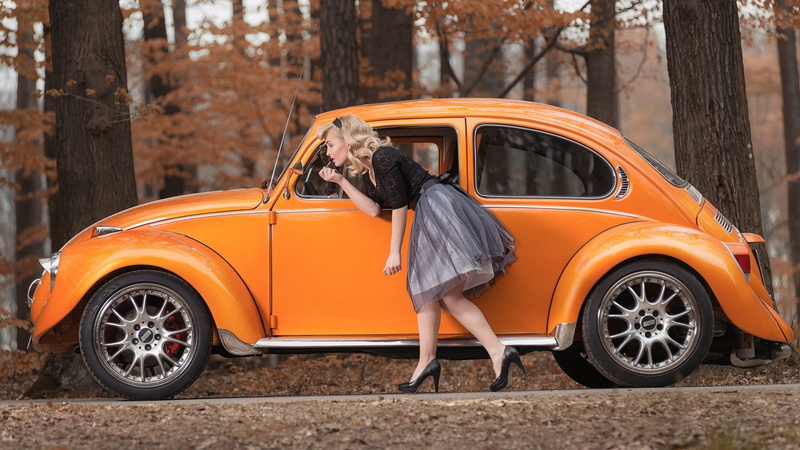 blonde, women outdoors, long hair, fall, high heels, nature, model, old car, forest, red lipstick, trees, women, car, 1080P, stiletto, black outfits, skirt