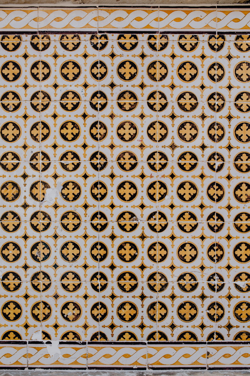 background, metal, day, outdoors, circle, built structure, portugal, rusty, textured, azulejos, architecture, wall - building feature, close-up, typical