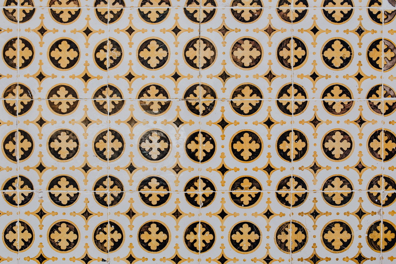 portuguese, pattern, close-up, repetition, architecture, typical, 5K, animal, geometric shape, ceramic, full frame, tile, background, no people, circle
