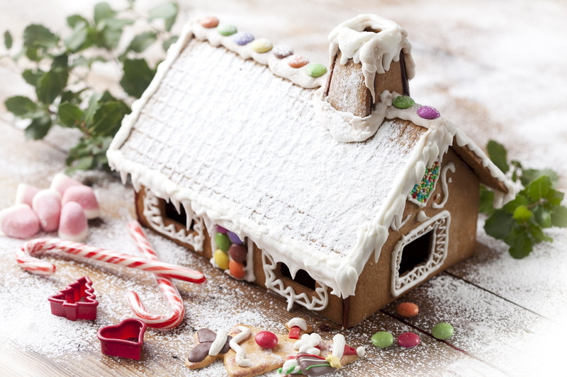 cultures, candy, homemade, close-up, still life, cake, gift, brown, sweet, temptation, christmas, gourmet, decorations, wood - Material, food and drink