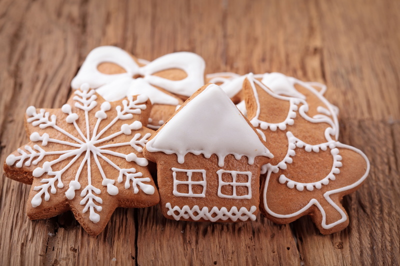 ornate, sweet Food, holiday, baking, sugar, no People, backgrounds, snack, rustic, biscuit, design, table, pastry, close-up, gingerbread Cake, white, gingerbread Man