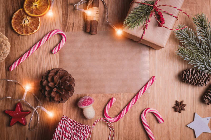 decoration, indoors, food and drink, christmas, baked, winter, ribbon, christmas decoration, coniferous tree, tree, wood - material, celebration, gift