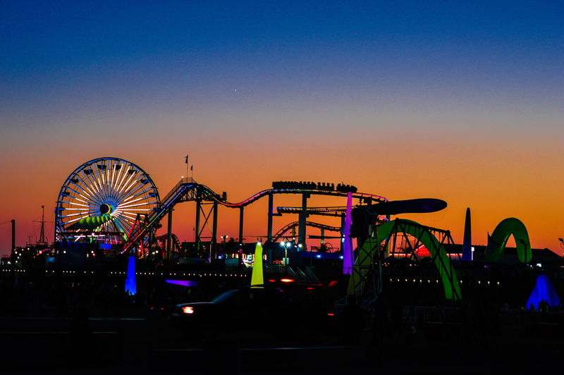 night, amusement, clear sky, santamonicapier, orange color, leisure activity, colorful, amusement park, santamonica, sky, 5K, illuminated, enjoyment, fairground