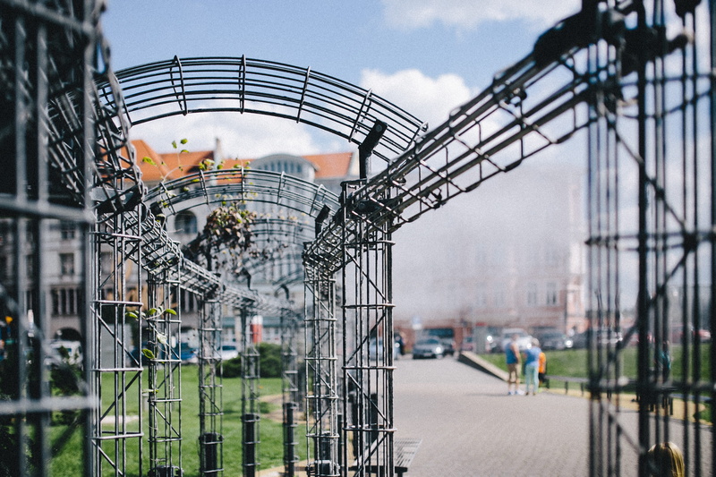 fence, cloud - sky, amusement park ride, built Structure, Architecture, 2K, street, industry, Europe, Bydgoszcz, building, City, men, Poland, boundary