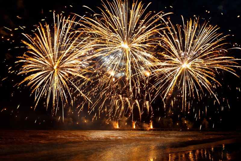 firework display, reflection, water, sparks, firework, firework - man made object, long exposure, celebration, burning, fireworks 4k hd pc download