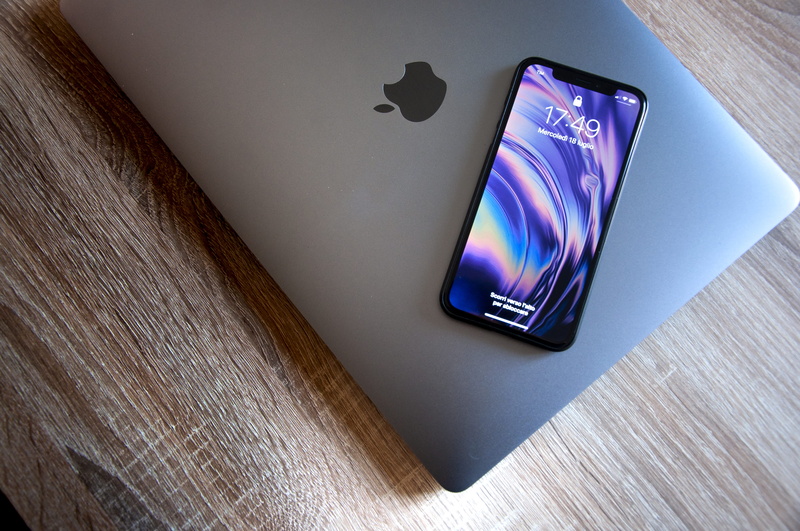 workspace, wireless technology, illuminated, iphone, macbook, portable information device, ux, touch screen, communication, internet, smart phone, device screen