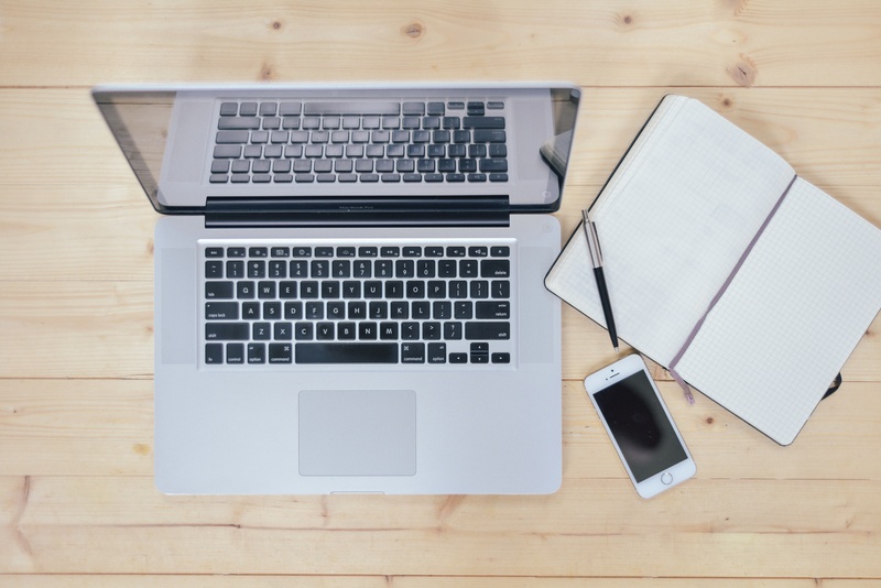 screen, no people, wood - Material, macbook, laptop, mobile phone, connection, silver, portability, office, notebook, computer, indoors, phone, desk, equipment