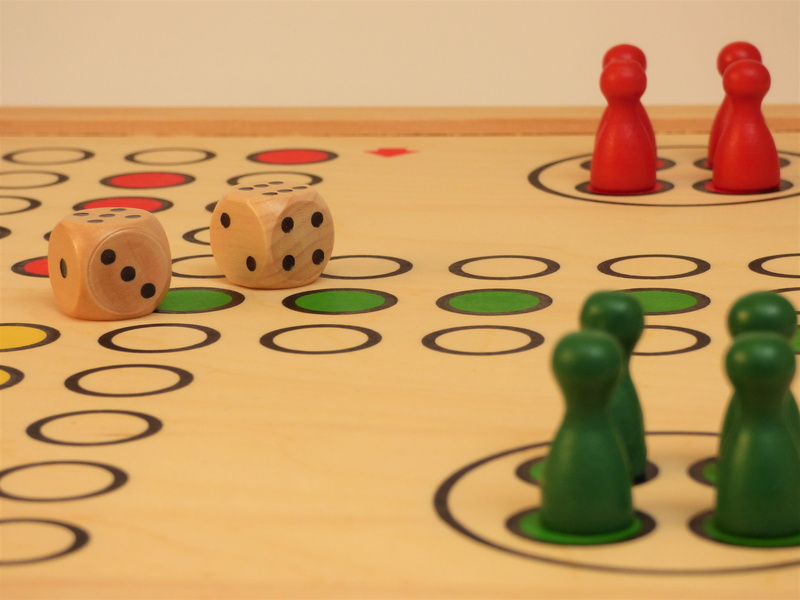 fun, arts culture and entertainment, pleasure, leisure, 4K, table, indoors, parchesi up not, Board Game, Game, relaxation, figures, human representation
