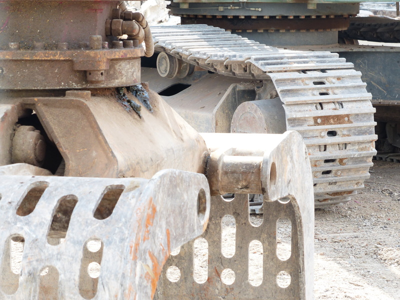 4K, wheel, nature, sunlight, machinery, industrial equipment, stack, metal, machine part, close-up, steel, fuel and power generation, backhoe bucket, abandoned
