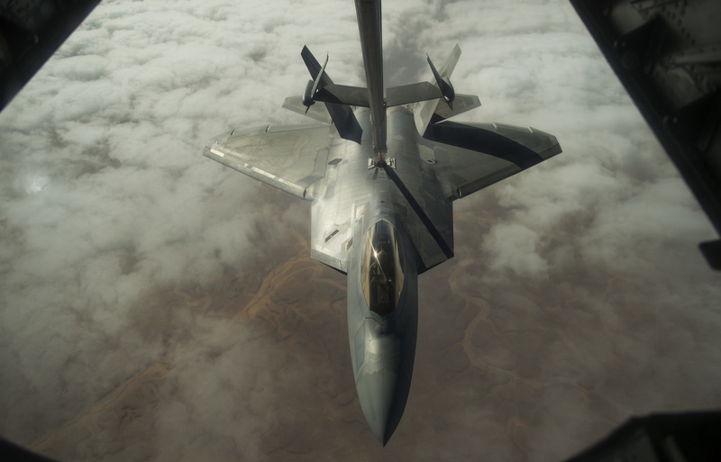 plane, airforce, fighting, f-22, warplane, flight, cloud - sky, attack, aircraft, aerospace industry, speed, technology, jet, low angle view, supersonic