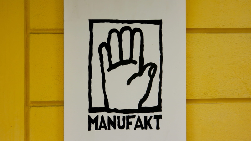 graphics, built structure, architecture, wall - building feature, graffiti, advertisement, wall, human representation, stencil, kale, flyer, printer, text