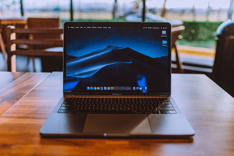 pro, lcd screen, no people, desk, wireless technology, brown, business, tabletop, communication, computer network, computer hardware, macbook, global communications
