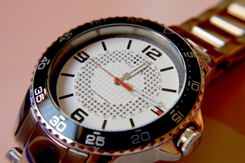 clock, wristwatch, clock hand, pointing, adornment, second hand, hour hand, 4K, silver colored, instrument of time, timer, ornament, mens watch, accuracy