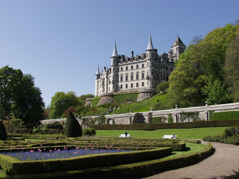 dunrobin, park, medieval, 1080P, animals, castle, scotl, scotland, photography, highlands, garden