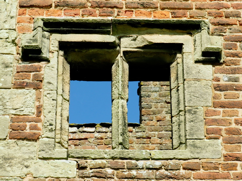 broken, built structure, park, old ruin, wall, 2K, deterioration, old, history, window, brick wall, stone, ruined, building exterior, ancient civilization