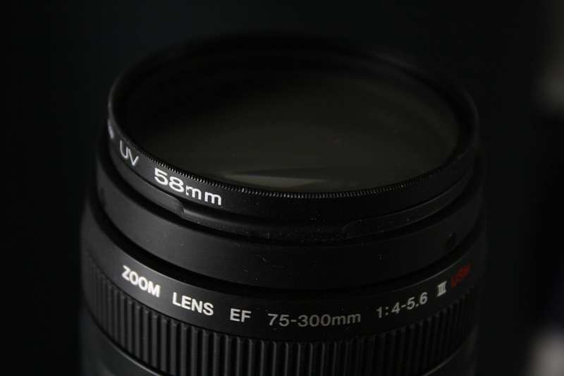 lens - eye, 4K, black color, equipment, commercial, automatic, small group of objects, single object, photography themes, modern, close-up, shutter, optical instrument