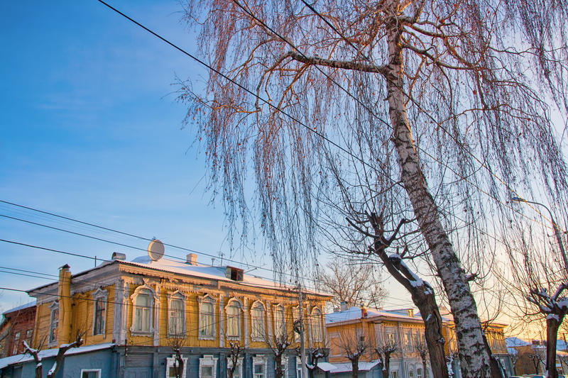 yellow, street, retro, exterior, outdoors, vintage, power supply, clear sky, cable, residence, old, plant, architecture, bare tree, Ufa, sky, house, bich